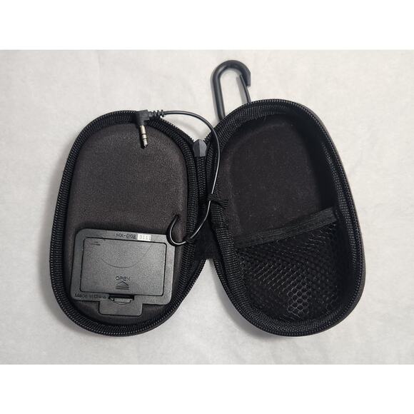 SanDisk Sansa E130 512MB MP3 Player Tested with HDX Speaker Bag & Accessories - Picture 10 of 12